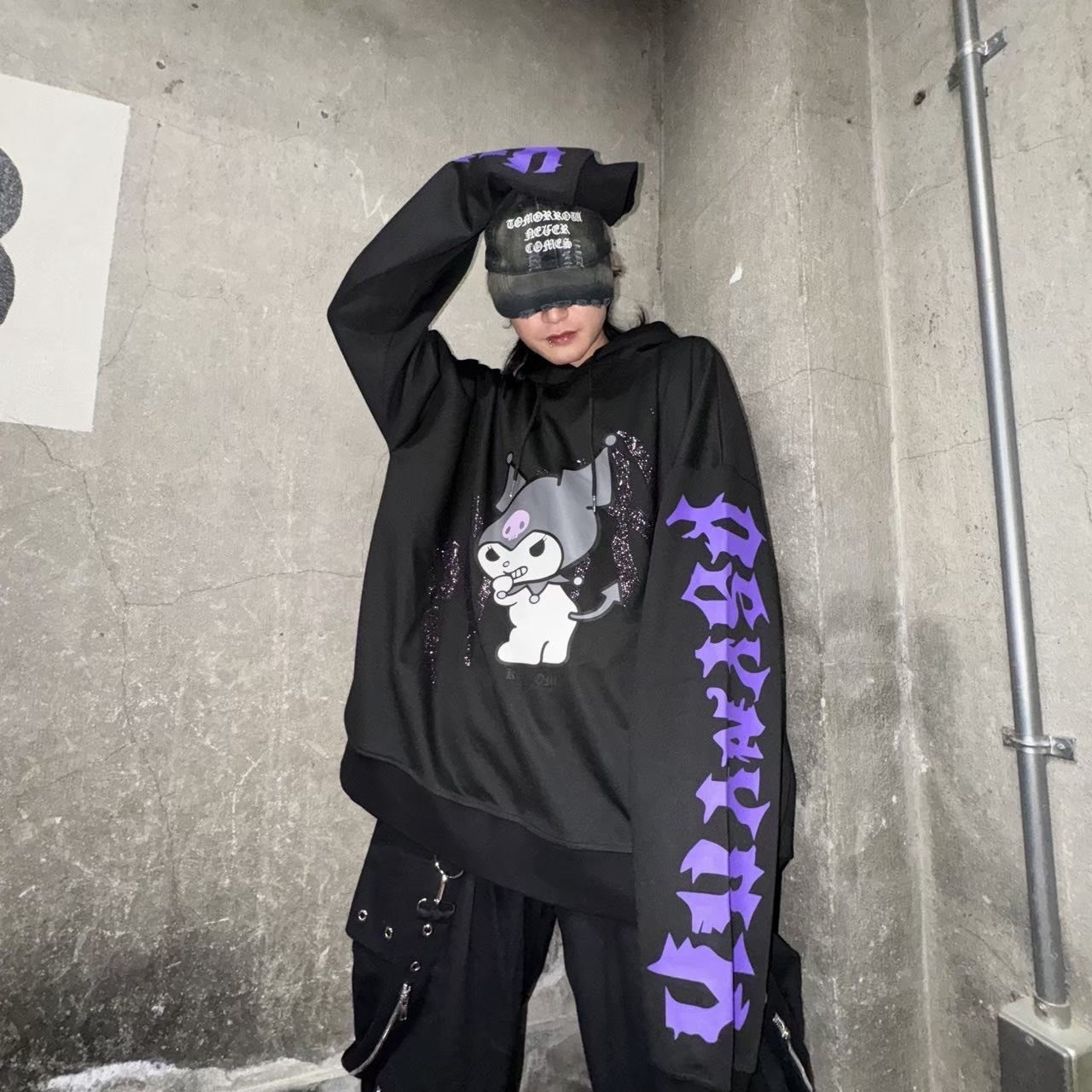 クロミ×PSYNYXXコラボプルオーバーパーカー 地雷 サブカル サンリオ