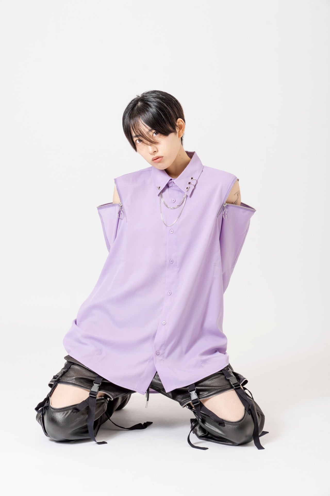 クロミ×PSYNYXX ラインストーンコラボシャツ サンリオ 地雷