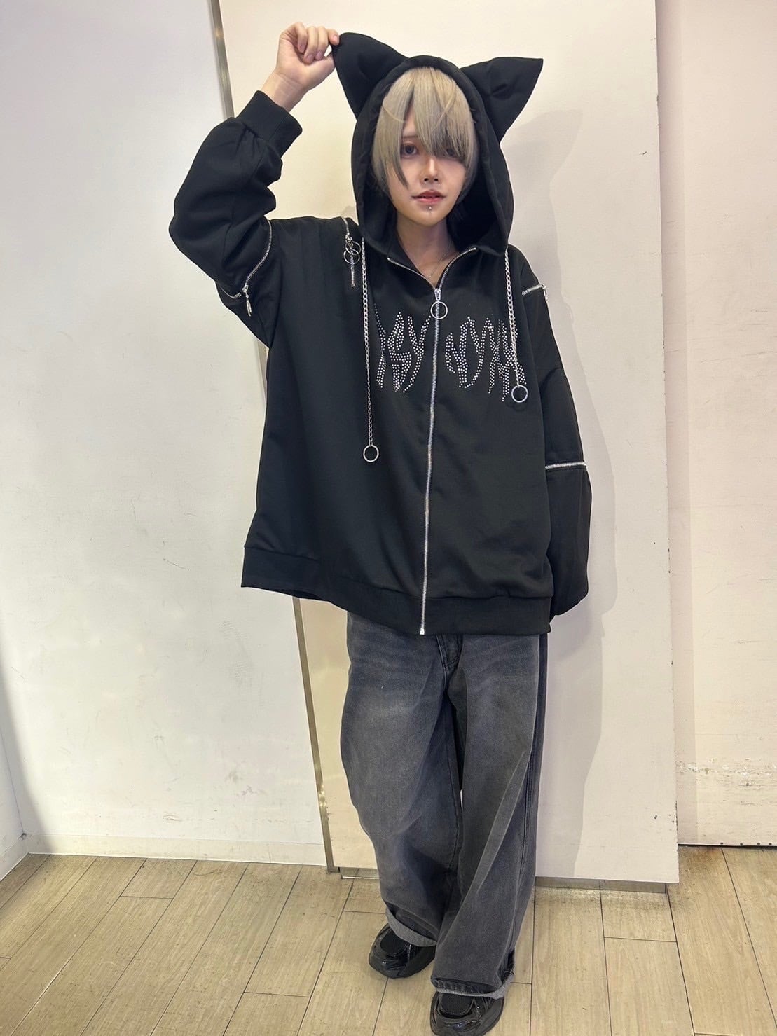 PSYNYXX ラインストーン猫耳パーカー