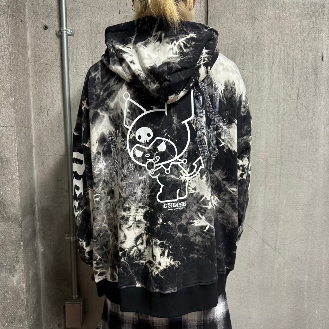 クロミ×PSYNYXXコラボZIPパーカー 地雷 サブカル サンリオ