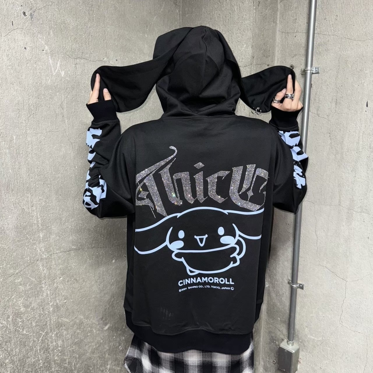 シナモン×PSYNYXXコラボZIPパーカー サブカル 地雷 天使界隈 サンリオ