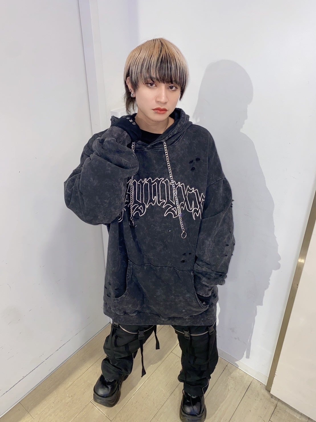 新型PSYNYXXケミカルダメージプルオーバーパーカー