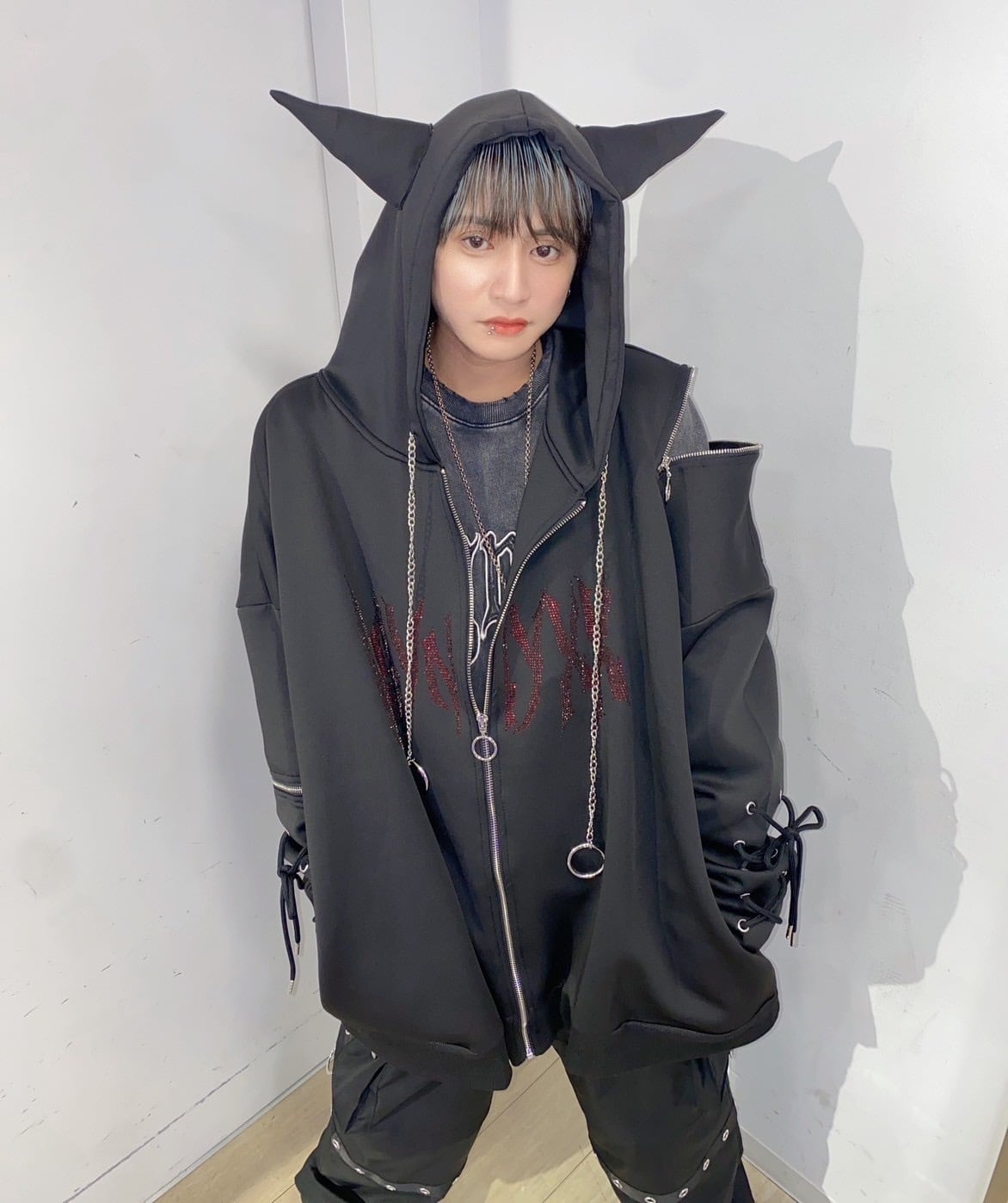 PSYNYXXツノラインストーンパーカー