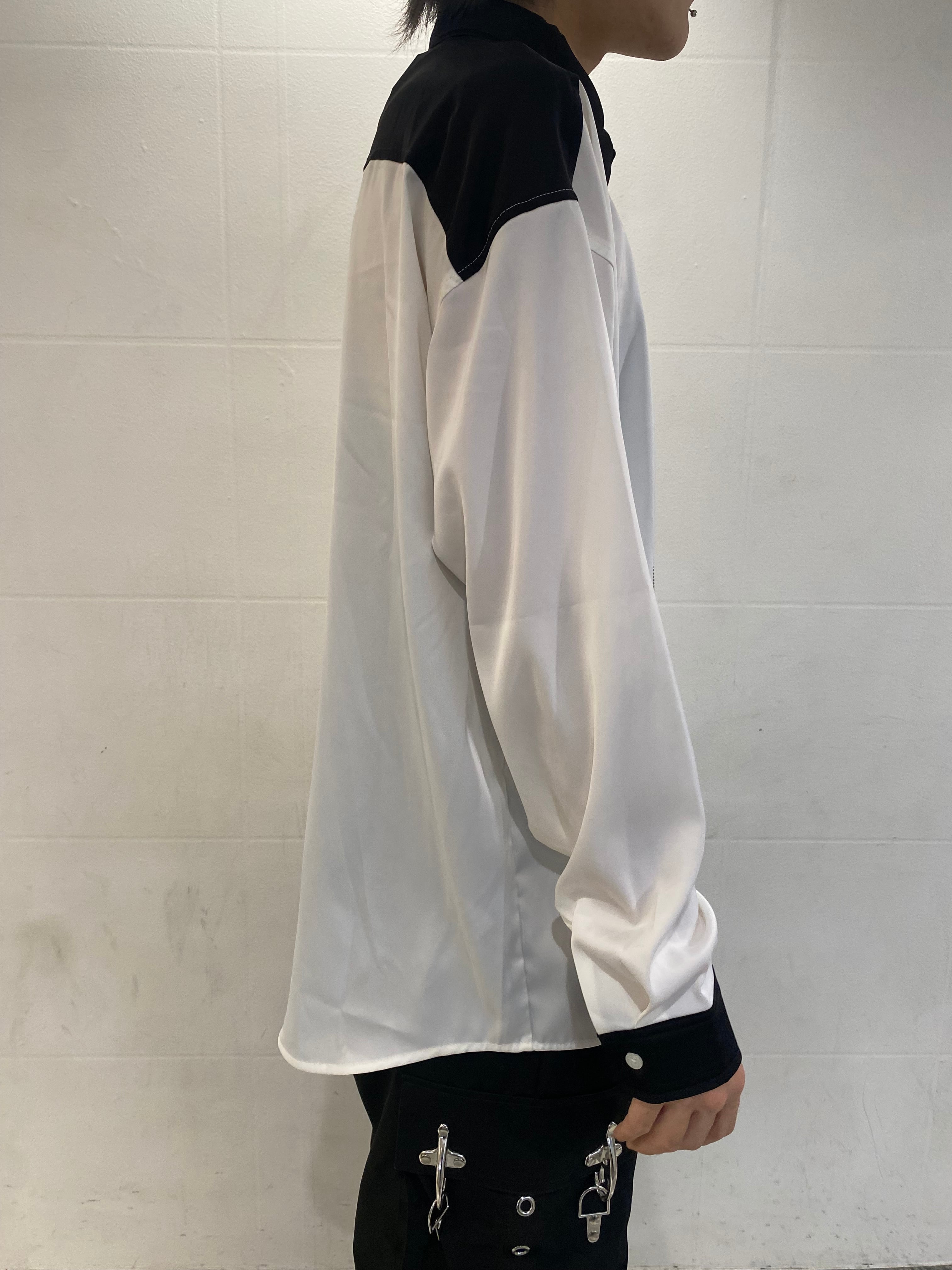 PSYNYXX BY THICC Select Chain Loop Tie Shirt