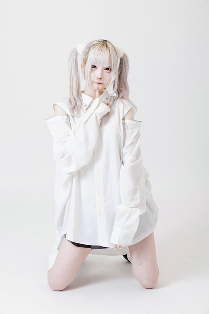 シナモン×THICC コラボ　ラインストーンロゴシャツ　サンリオ　天使界隈