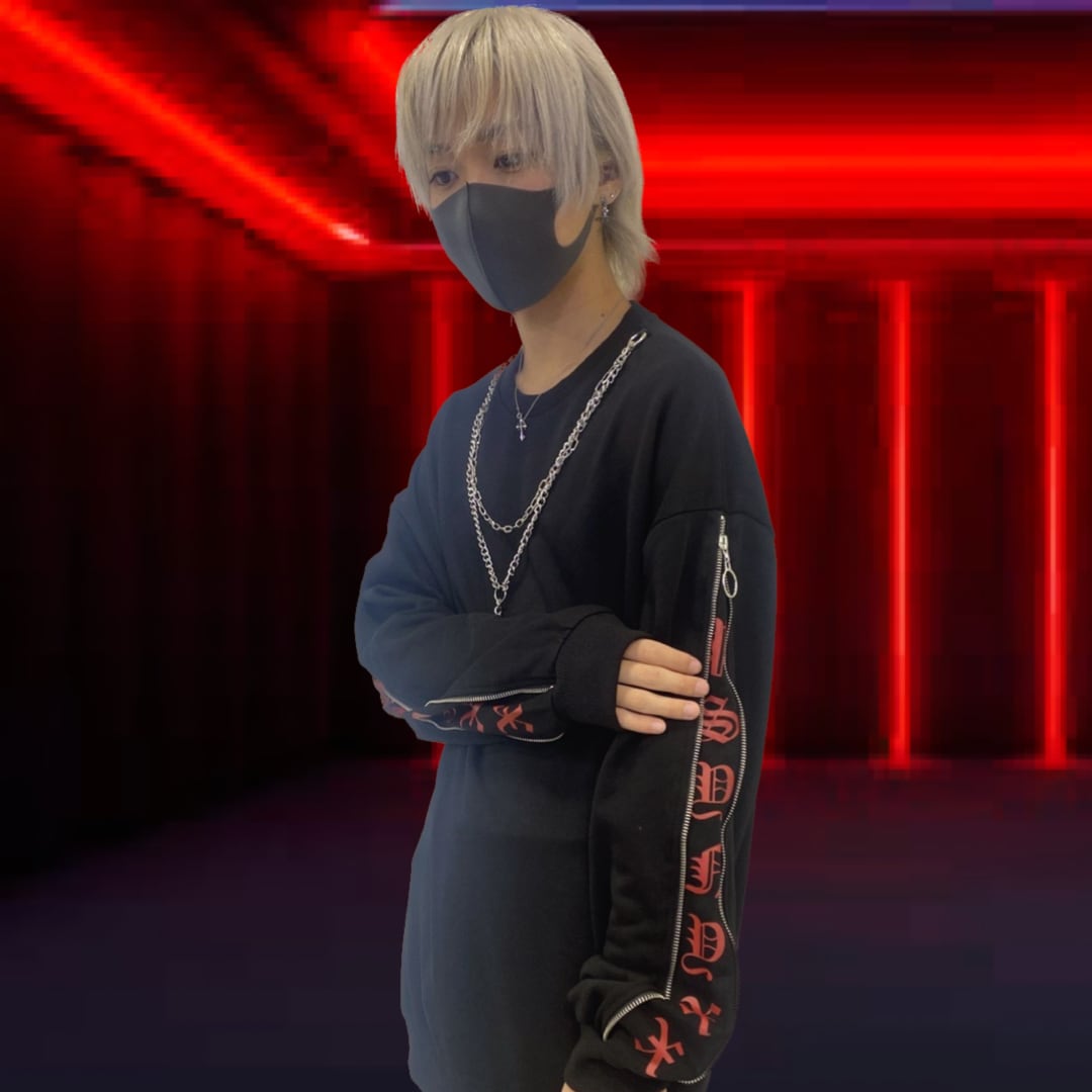 【アンティック-珈琲店-輝喜着用】 PSYNYXX 袖ロゴジップトレーナー