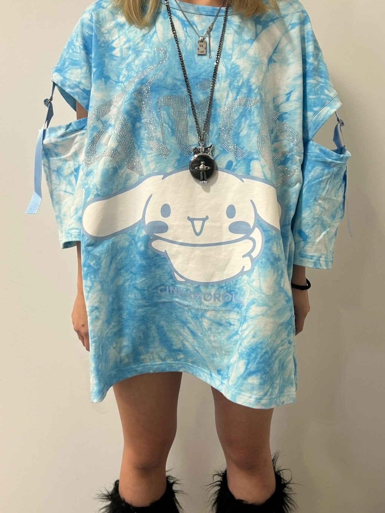 シナモン×THICC　オーバーサイズTシャツ サンリオ　シナモン　