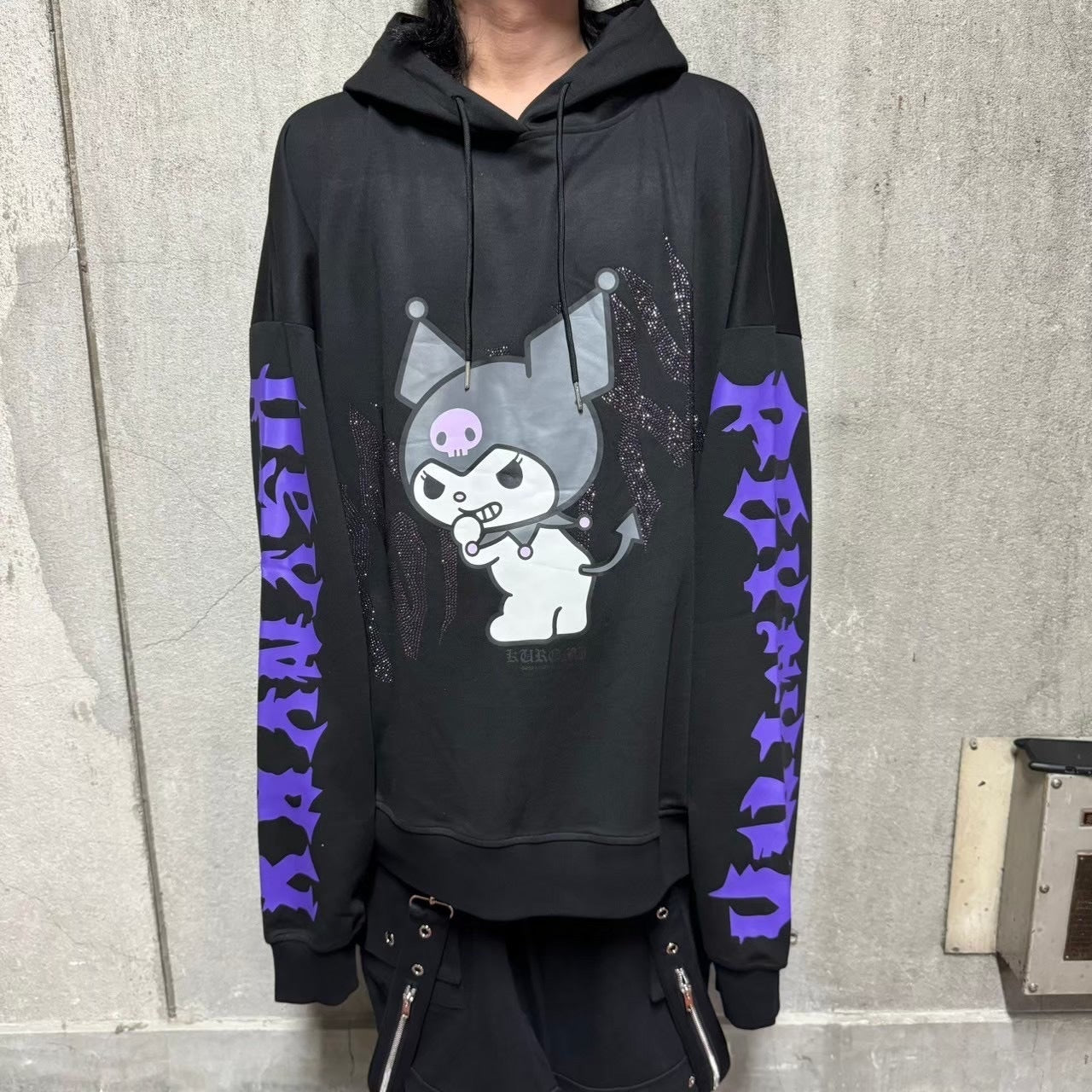 クロミ×PSYNYXXコラボプルオーバーパーカー 地雷 サブカル サンリオ