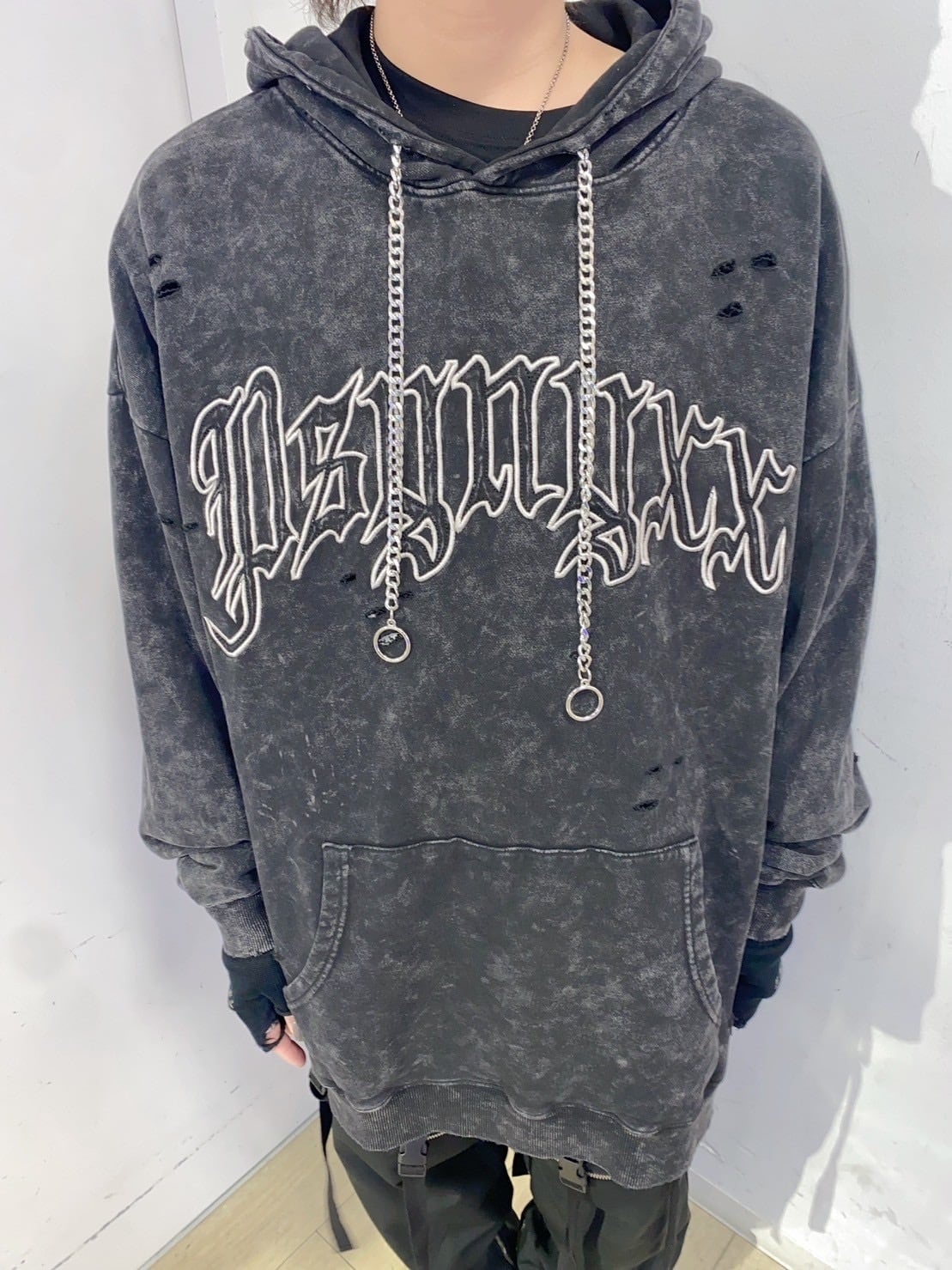 新型PSYNYXXケミカルダメージプルオーバーパーカー