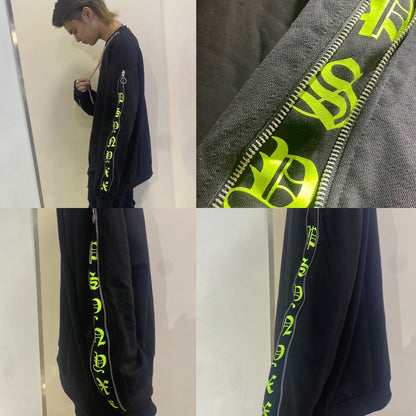 【アンティック-珈琲店-輝喜着用】 PSYNYXX 袖ロゴジップトレーナー