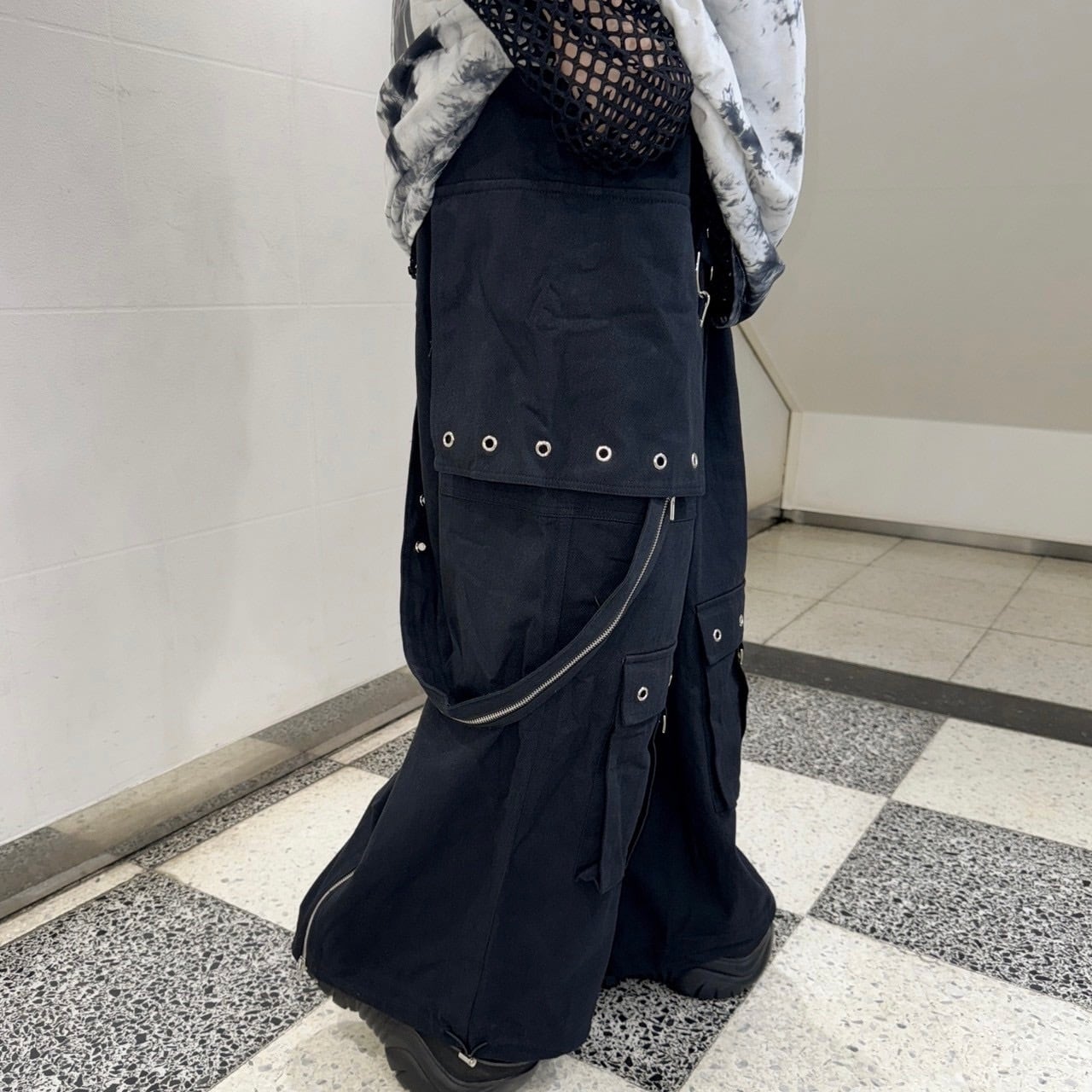 【数量限定】　ワイドストラップカーゴパンツ